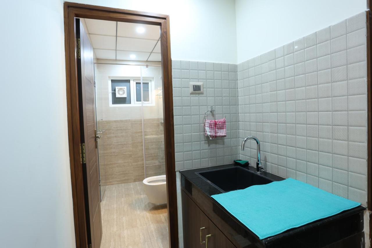 Hotel Minas Manor Tiruchirappalli Esterno foto