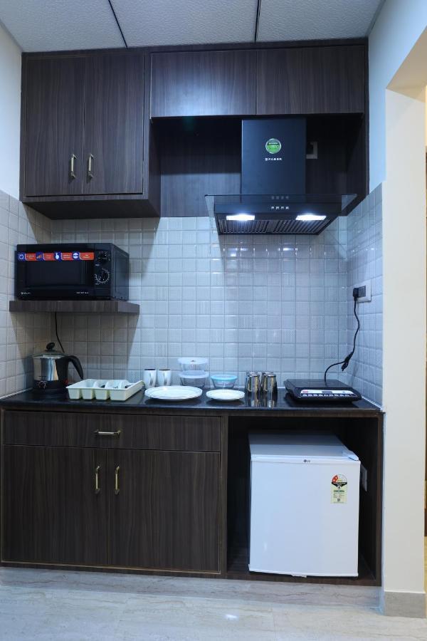Hotel Minas Manor Tiruchirappalli Esterno foto